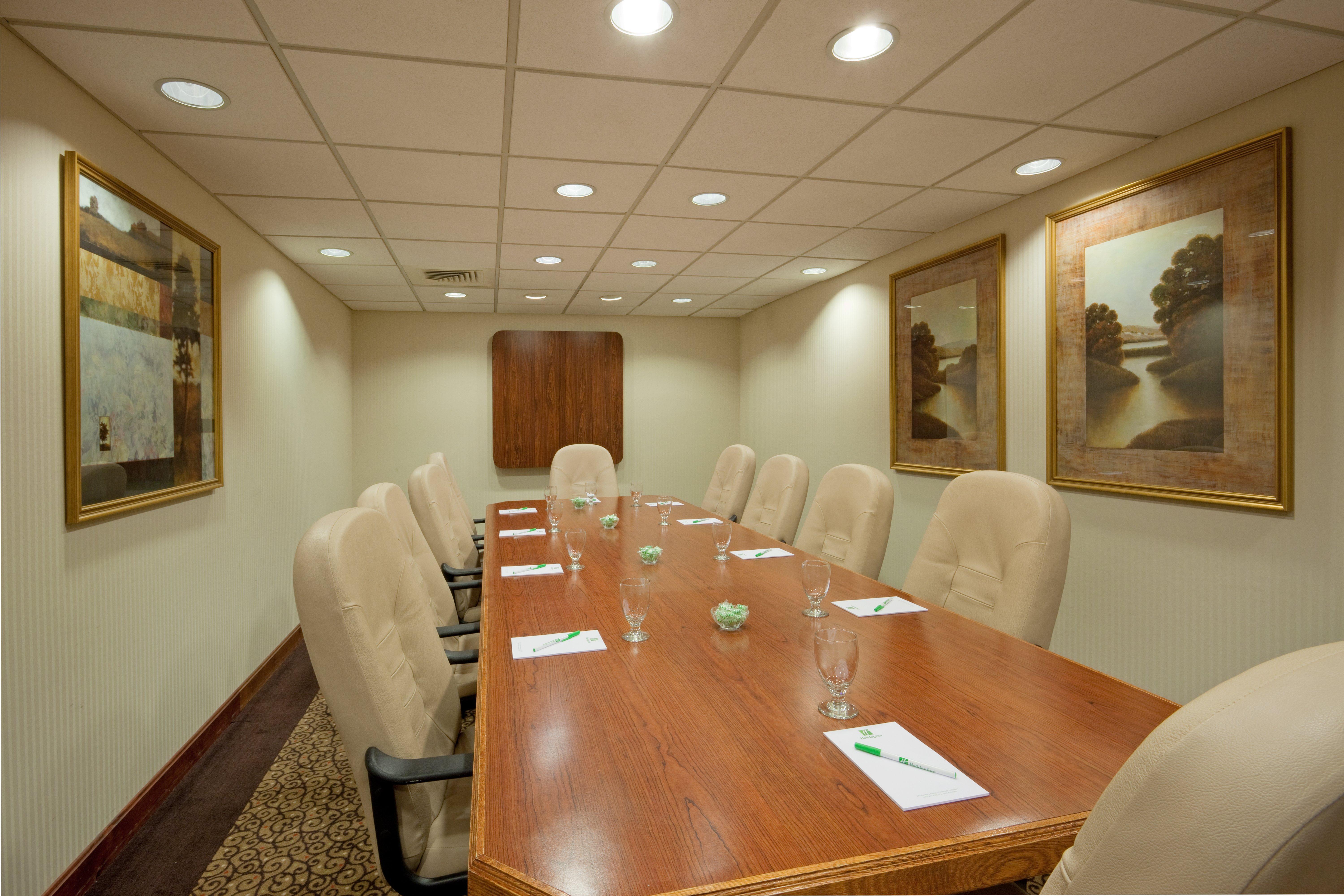Holiday Inn Portsmouth By Ihg Esterno foto