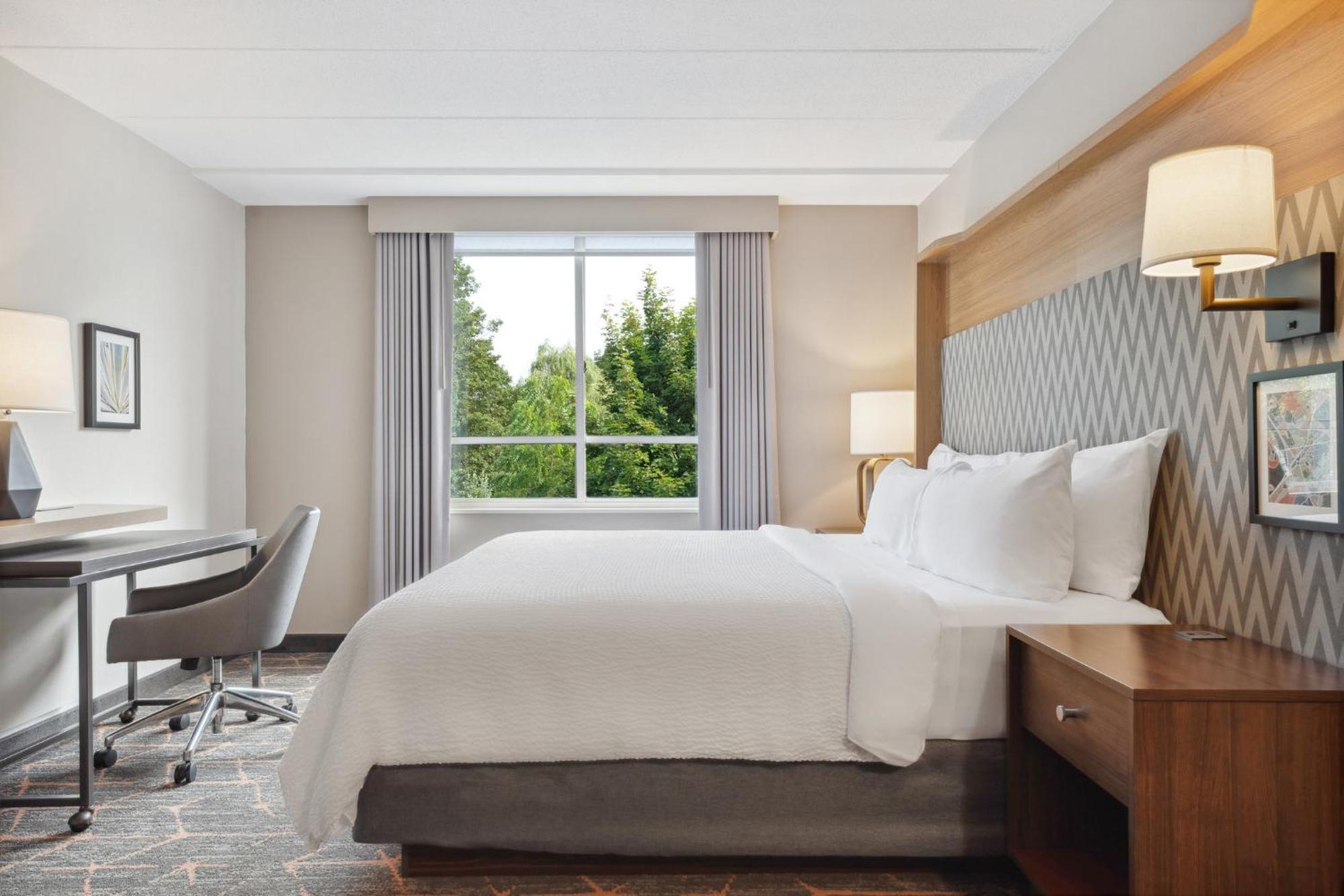 Holiday Inn Portsmouth By Ihg Esterno foto